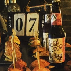 Mosto - Aperitivo Flying Dog e mini panini