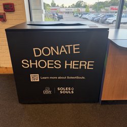 DSW Designer Shoe Warehouse