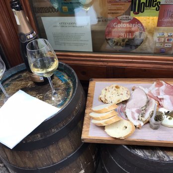 Pizzicheria de Miccoli - YES! Our amazing meat and cheese tray! - Pizza Near Me - Siena, SI Pizzicheria de Miccoli - YES! Our amazing meat and cheese tray! - Pizza Near Me - Siena, SI