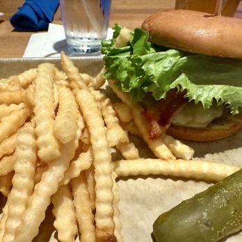 Latitude & Longitude - Your basic burger and fries - Southern Near Me - Orlando, Florida Latitude & Longitude - Your basic burger and fries - Southern Near Me - Orlando, Florida