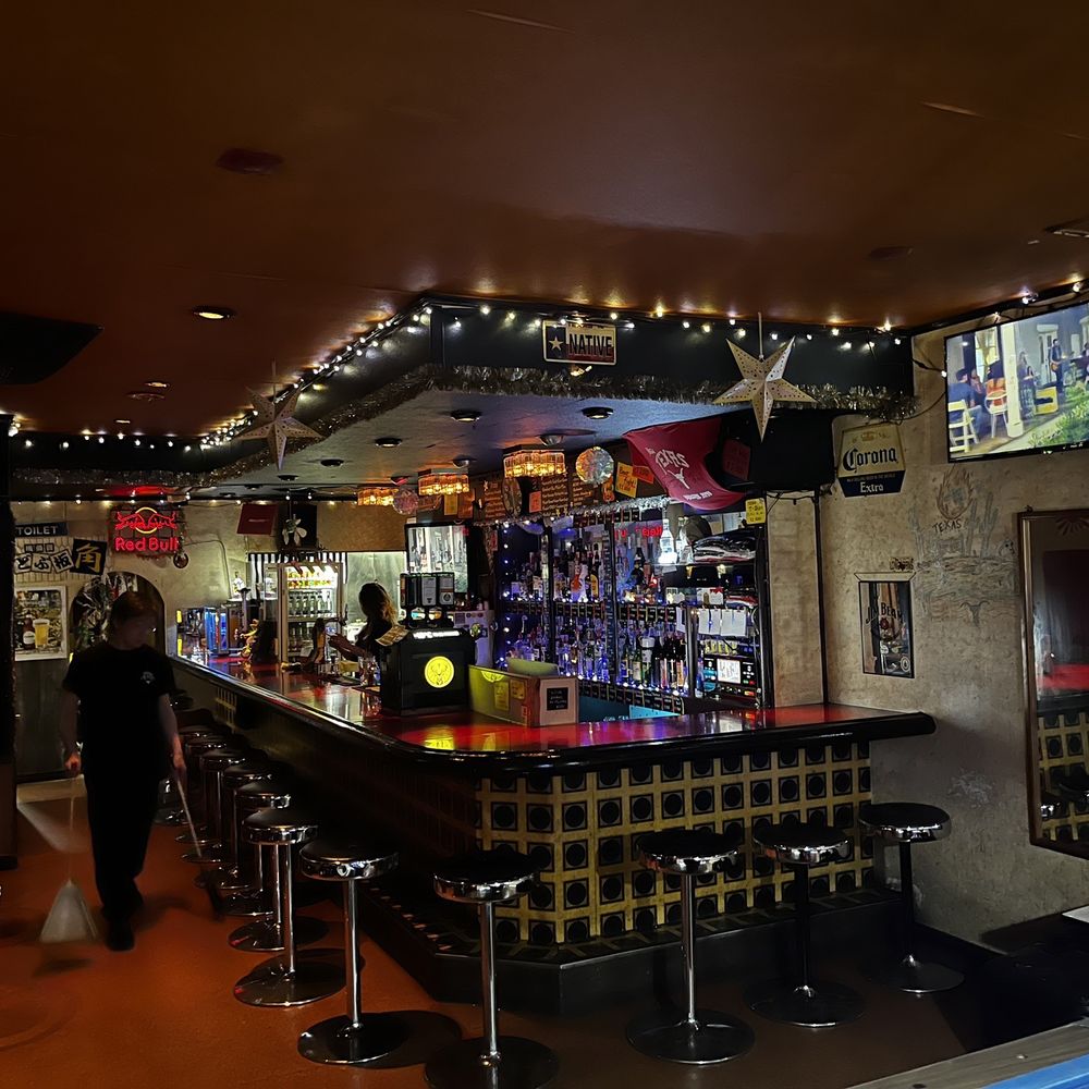 どぶ板食堂 Perry>