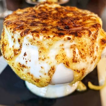Chez Maggy - The amazing French onion soup - French Near Me - Denver, Colorado