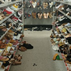 dd's DISCOUNTS - The floor was filthy, made it difficult to maneuver without physically moving everything to one side just to get thru the isles.