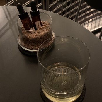 The Aviary - Smoke show with the two vials of "smoke" - Cocktail Bars Near Me - Chicago, Illinois The Aviary - Smoke show with the two vials of "smoke" - Cocktail Bars Near Me - Chicago, Illinois