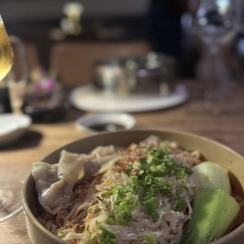 Kitchen Master - Wonton noodle - Sushi Bars Near Me - Suwanee, Georgia
