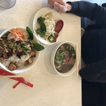 Pho Metro - The portions were quite big, don't let the bowls deceive you ^^ - Vietnamese Near Me - Flushing, New York Pho Metro - The portions were quite big, don't let the bowls deceive you ^^ - Vietnamese Near Me - Flushing, New York