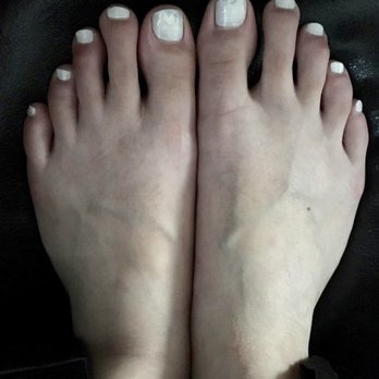 Anu Beauty Spa - The nail tech wrapped my toes with plastic wrap and the polish was smudged when I got home. - Nail Salons Near Me - Toronto, Ontario