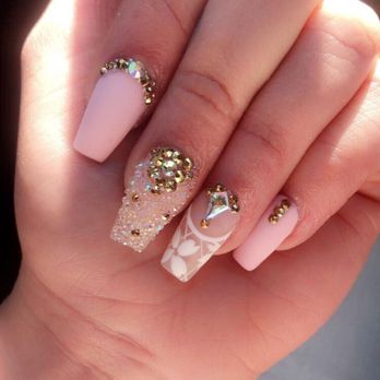 Euro Nails Spa - Nail Salons Near Me - Riverside, California