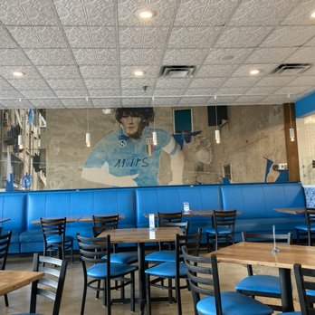 Gusto Pizzeria - Inside of restaurant - Pizza Near Me - Oak Ridge, North Carolina Gusto Pizzeria - Inside of restaurant - Pizza Near Me - Oak Ridge, North Carolina