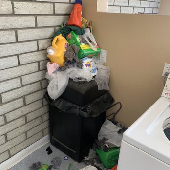 The Cape - The laundry room has looked like this for weeks. Our manager was unphased in our complaint. - Apartments Near Me - Palmdale, California
