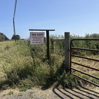 Ross Ranch - The front gate. - Horseback Riding Near Me - Manchester, California Ross Ranch - The front gate. - Horseback Riding Near Me - Manchester, California