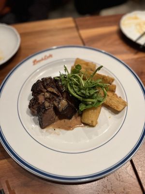 The Lunch Lady of Saigon by null