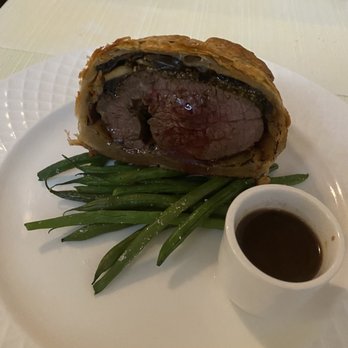 Le Bistro - Beef Wellington for 2* sadly only pic we took .... we asked for well done - French Near Me - Lighthouse Point, Florida Le Bistro - Beef Wellington for 2* sadly only pic we took .... we asked for well done - French Near Me - Lighthouse Point, Florida