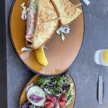 Oak & Stone - Smoked Turkey BALT with side salad - Pizza Near Me - Bradenton, Florida Oak & Stone - Smoked Turkey BALT with side salad - Pizza Near Me - Bradenton, Florida