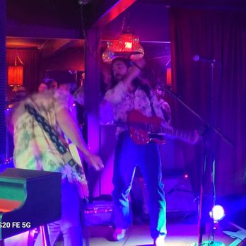 Little Hill Lounge - Dive Bars Near Me - El Cerrito, California