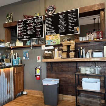 Granola's Coffee House - Coffee & Tea Near Me - Half Moon Bay, California Granola's Coffee House - Coffee & Tea Near Me - Half Moon Bay, California