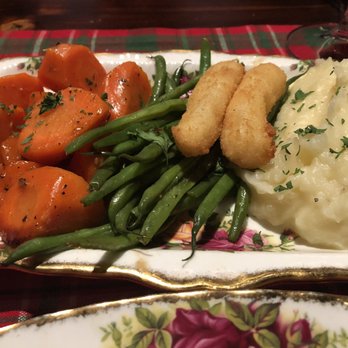 Balmoral Restaurant - Vegetables - Scottish Near Me - St Charles, Illinois Balmoral Restaurant - Vegetables - Scottish Near Me - St Charles, Illinois