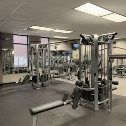 Big House Gym & Nutrition - Pull-down/row pulleys