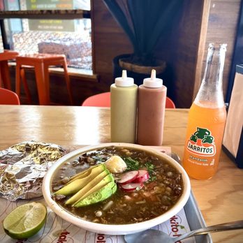 Takito Holic - a bowl of soup with avocado and lime - Tacos Near Me - Burbank, Illinois Takito Holic - a bowl of soup with avocado and lime - Tacos Near Me - Burbank, Illinois