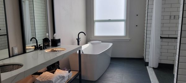 Glass Light Hotel & Gallery, Autograph Collection by null