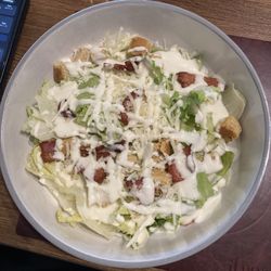 Il Pomo D'oro Italian Restaurant - Cesar salad