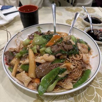 Shanghai 21 - P5. Shanghai Style Pan-Fried Noodles - Shanghainese Near Me - New York, New York Shanghai 21 - P5. Shanghai Style Pan-Fried Noodles - Shanghainese Near Me - New York, New York