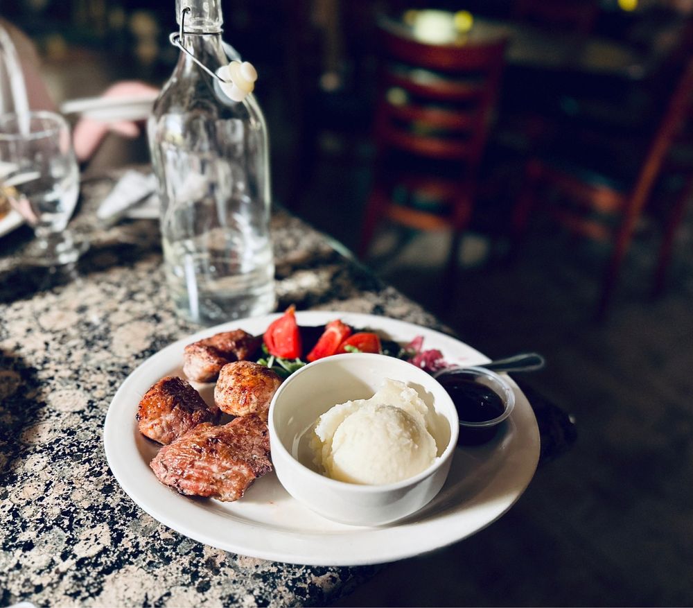 Pomegranate Russian-Georgian Restaurant