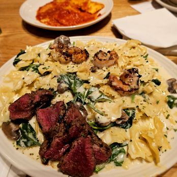 Carrabba's Italian Grill - Filet and Shrimp pasta Toscana - Italian Near Me - Jacksonville, Florida