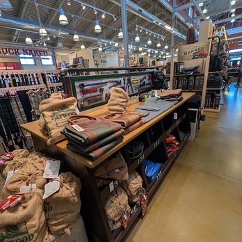 Duluth Trading Company - Women's Clothing Near Me - Spokane Valley, Washington