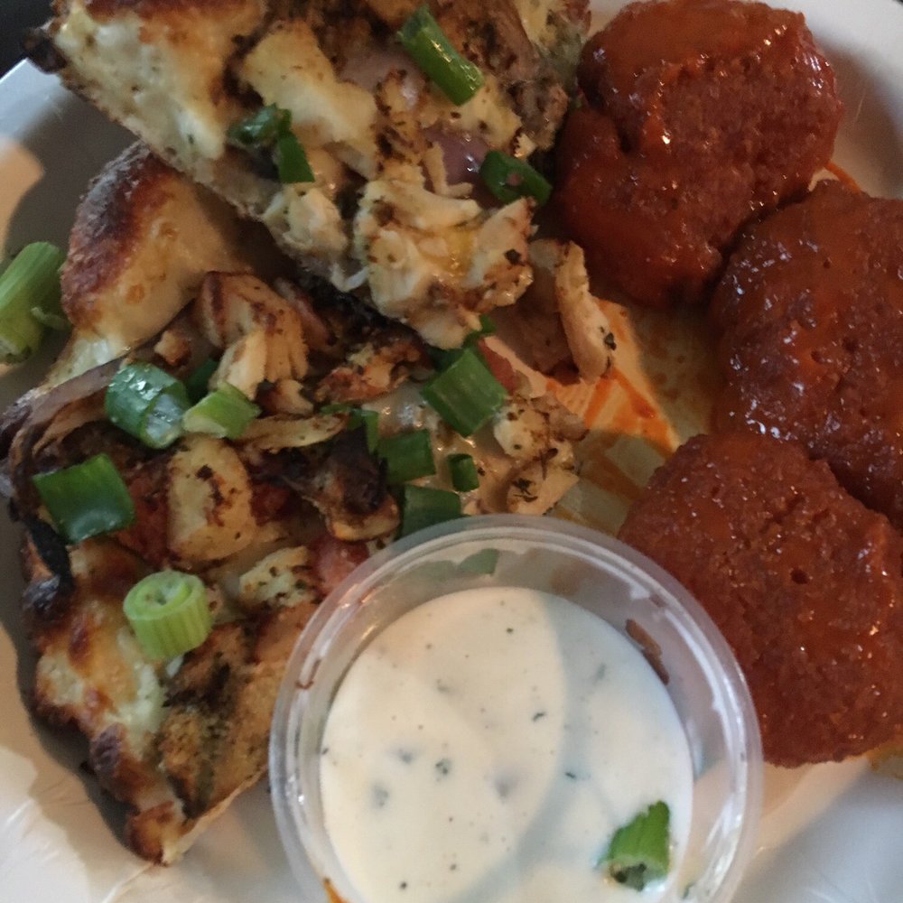 Round Table Pizza - Pizza Near Me - Red Bluff, California Round Table Pizza - Pizza Near Me - Red Bluff, California