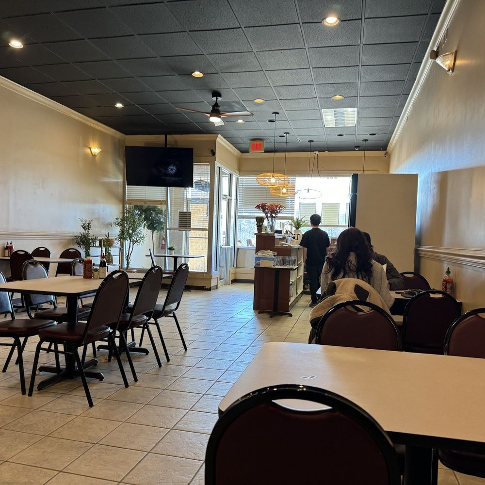 Gao - a dining area with tables and chairs - Vietnamese Near Me - Fairfax, Virginia Gao - a dining area with tables and chairs - Vietnamese Near Me - Fairfax, Virginia