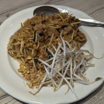 Groove Thai Restaurant - Thai Near Me - Rancho Cucamonga, California Groove Thai Restaurant - Thai Near Me - Rancho Cucamonga, California