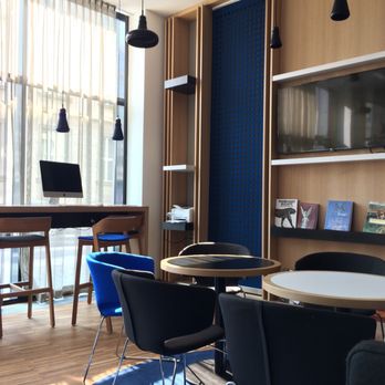Holiday Inn Express - Hotels Near Me - Berlin, BE