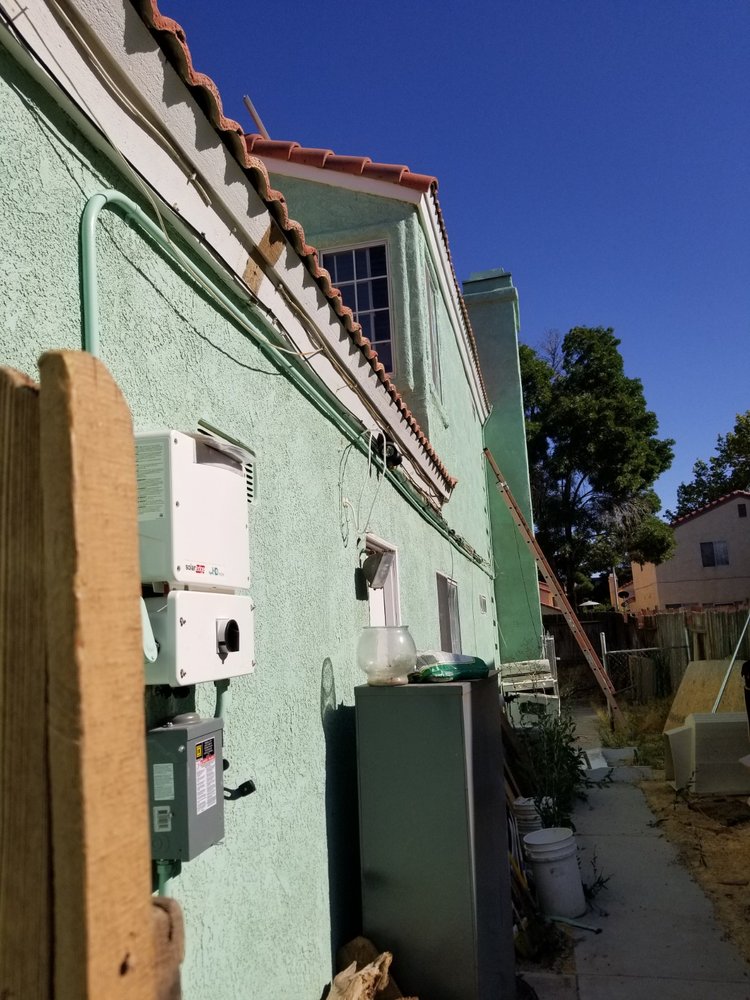 Slide of Helios Roofing & Solar