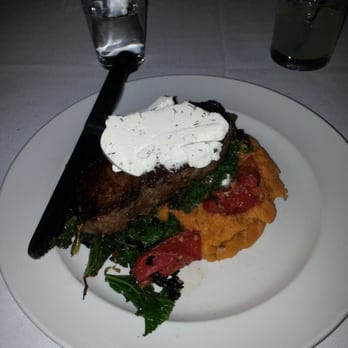 Cibo Matto Caffe - Pan roasted wagyu sirloin with truffle butter over sweet potatoes with roasted kale & tomatoes - Italian Near Me - Mansfield, Massachusetts