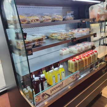 85°C Bakery Cafe-Orange - Small drinks and chilled things - Coffee & Tea Near Me - Orange, California