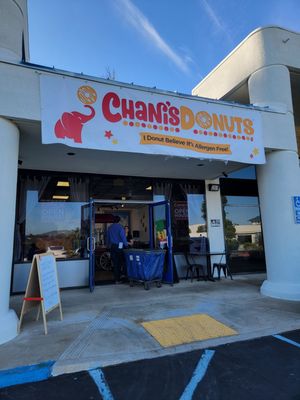 Chani's Donuts (Shaw-nees) by null