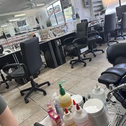 Best place to get manicure and pedicure highly recommend 10 stars