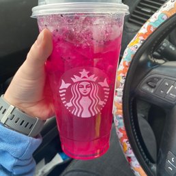 Mango Dragonfruit Refresher Mango Dragonfruit Refresher