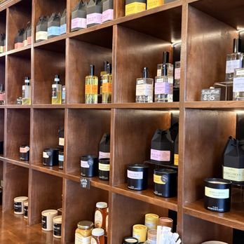 The Remontant - Gift Shops Near Me - Kirkland, Washington