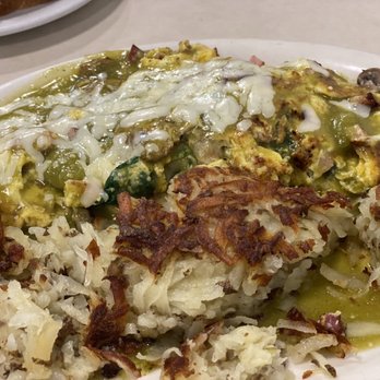 Village Cafe - Canadian Omlette - American Near Me - Long Beach, California