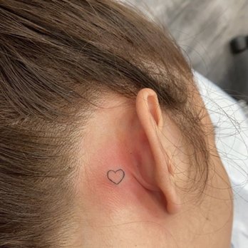 Red Blossom Art - Tattoo Near Me - Garden Grove, California