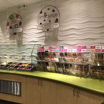Menchie's Frozen Yogurt - Ice Cream & Frozen Yogurt Near Me - Valencia, California