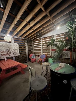Otto's Bar by null
