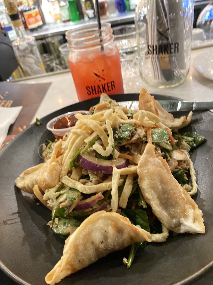 SHAKER’S CUISINE & MIXOLOGIE VIEUXQUÉBEC Updated June 2024 10