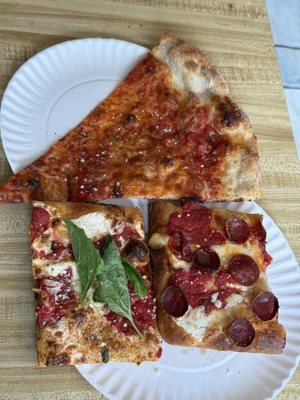 Andrea's Pizza by null