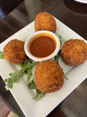 Little Napoli by null