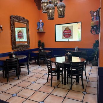 Taqueria Guadalajara - North Davis - Dining Room - Mexican Near Me - Davis, California Taqueria Guadalajara - North Davis - Dining Room - Mexican Near Me - Davis, California