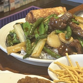 Sisters Chinese Restaurant - Szechuan Near Me - Warwick, Rhode Island