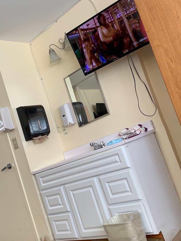 IHS OF ROSWELL NURSING & REHABILITATIION CENTER Updated October 2024